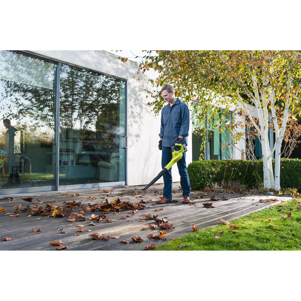 Ryobi ONE+ Garden Leaf Blower OBL1820S Cordless Lightweight 18V Li-Ion Body Only - Image 2