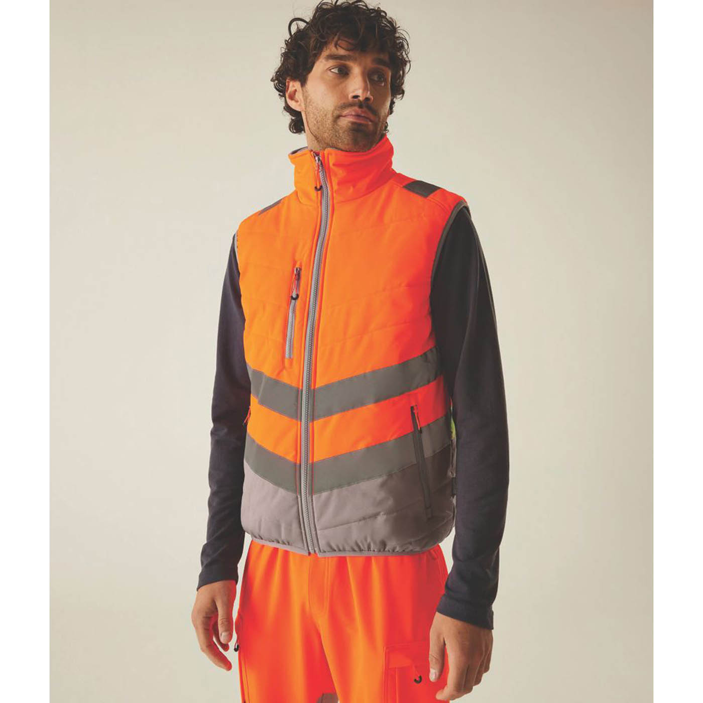 Regatta Work Hi-Vis Bodywarmer Mens Thermal Orange Gilet Large 47.2in Chest - Image 2