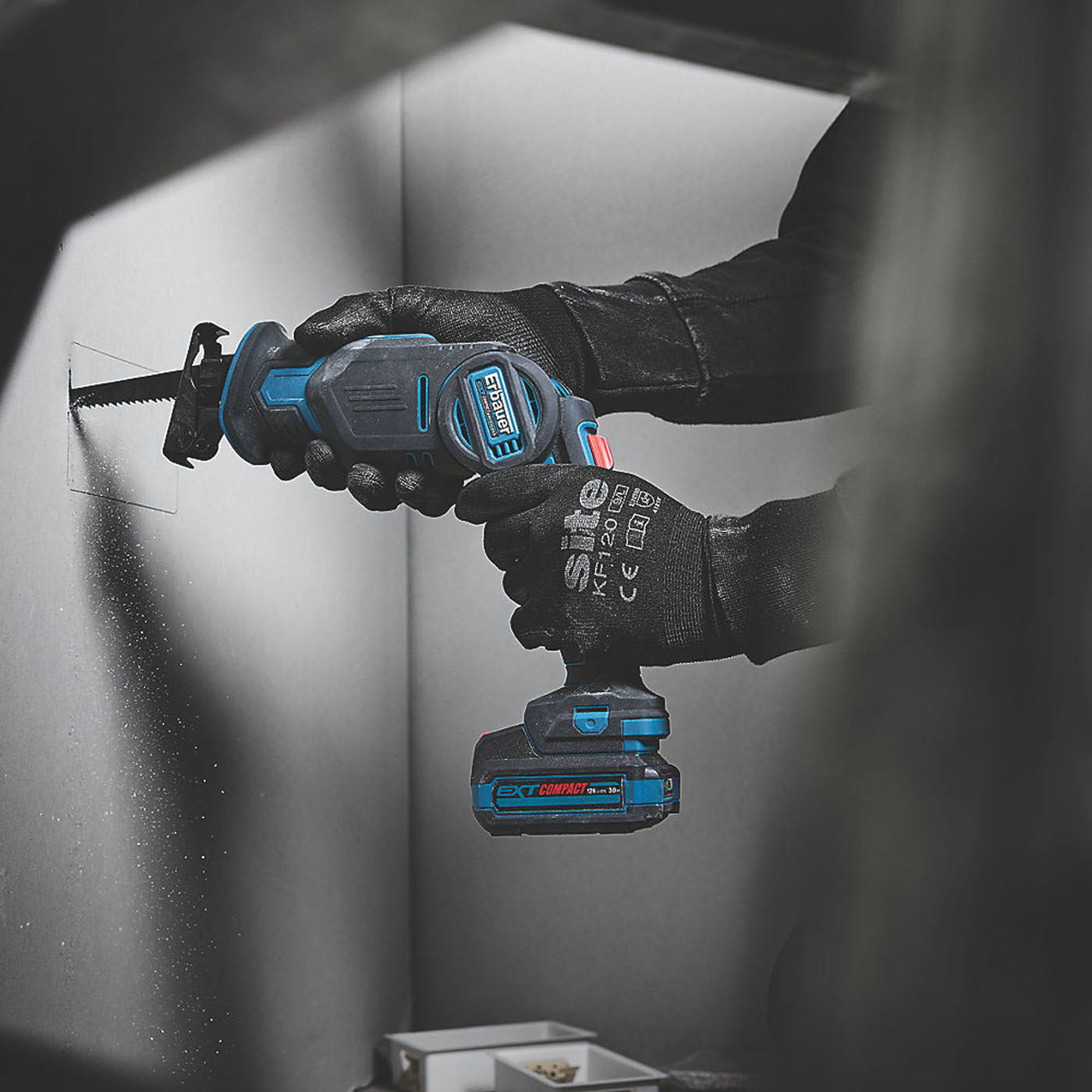 Erbauer Reciprocating Saw Cordless 12V Li-Ion ERS12-Li Lightweight Body Only - Image 5