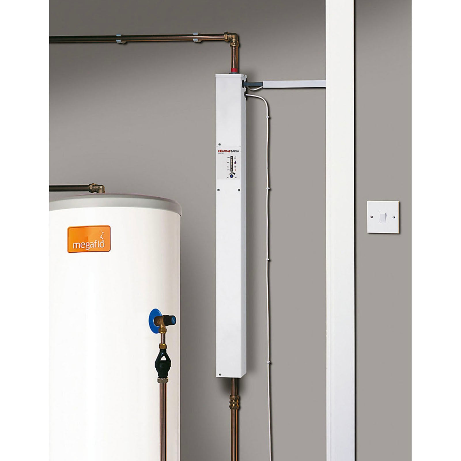 Heatrae Sadia Flow Boiler Electric 6kW AmptecC600 Heat Only White Compact - Image 2