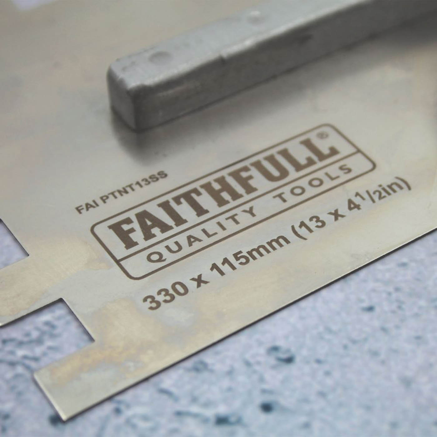 Faithfull Tile Adhesive Trowel Notched Stainless Steel Durable Lightweight 13in - Image 3