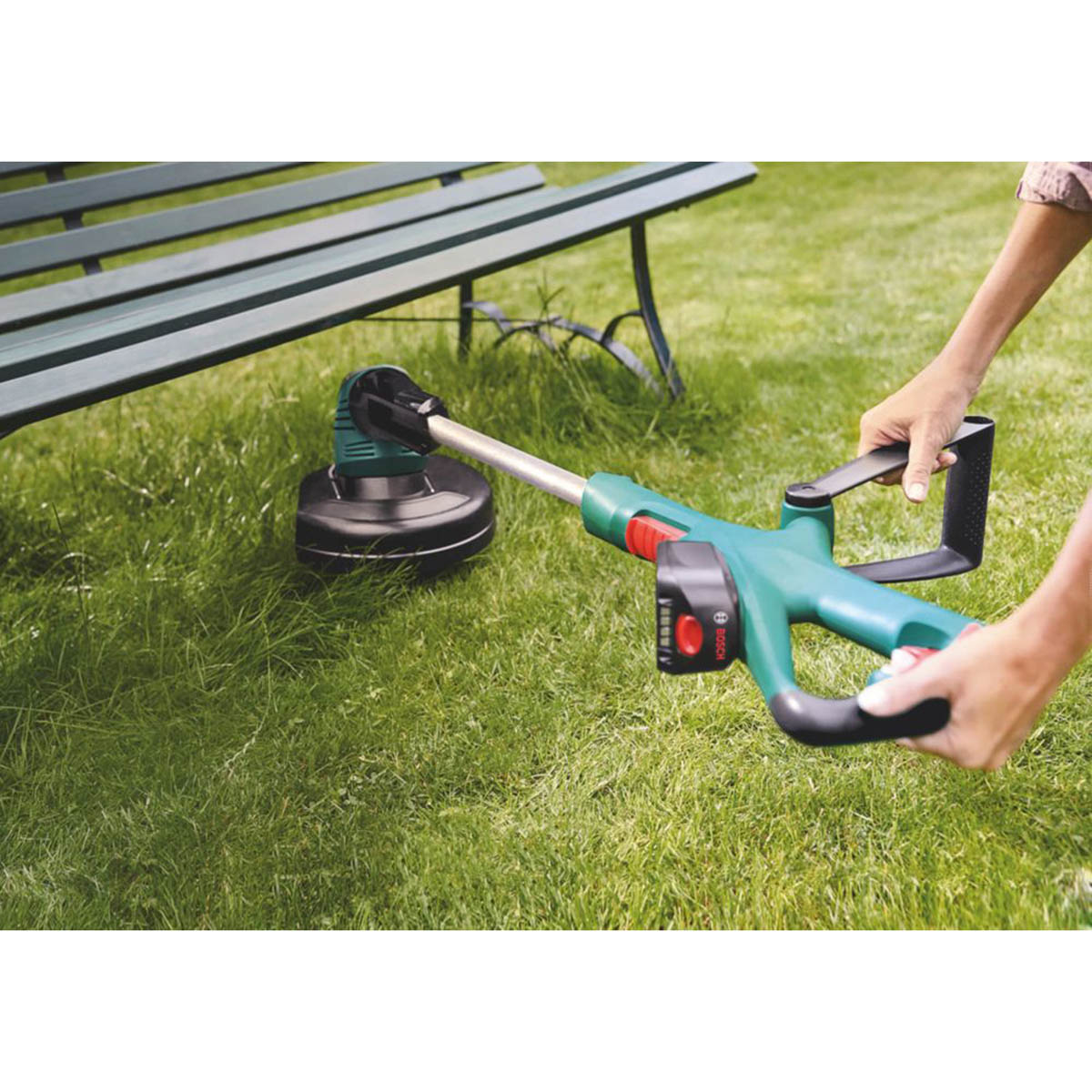 Bosch Grass Trimmer Electric ART 24 400W Telescopic Shaft Lightweight 230V - Image 2