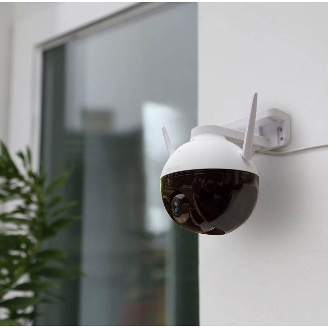 Smart CCTV Camera C8C Outdoor White Night Vision Panoramic 1080p 12V - Image 5