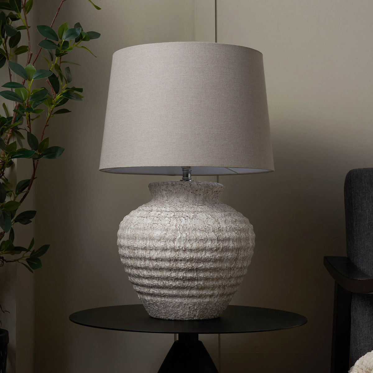 Inlight Table Lamp Textured Base Matt Sand Effect Round Bedside Living Room - Image 4