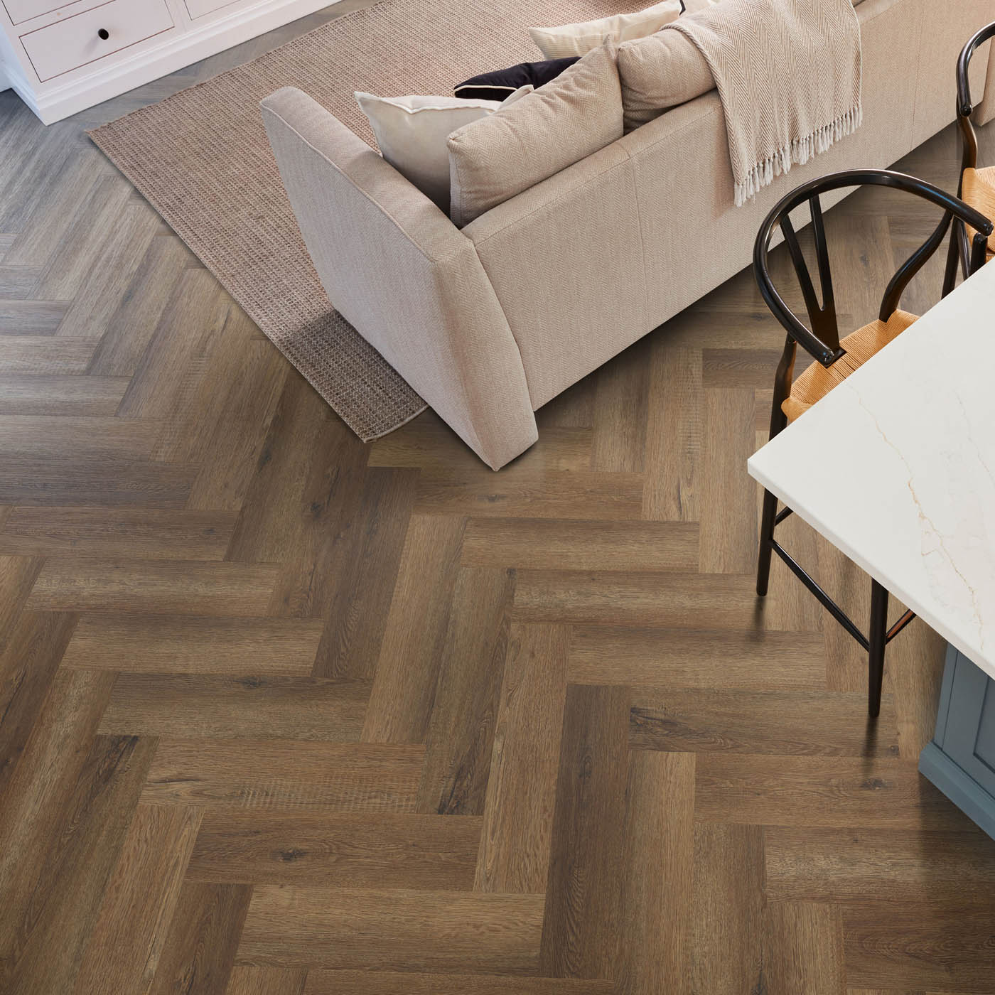 Vinyl Click Plank Flooring Dark Brown Oak Effect Waterproof Heavy Duty 1.95m² - Image 5