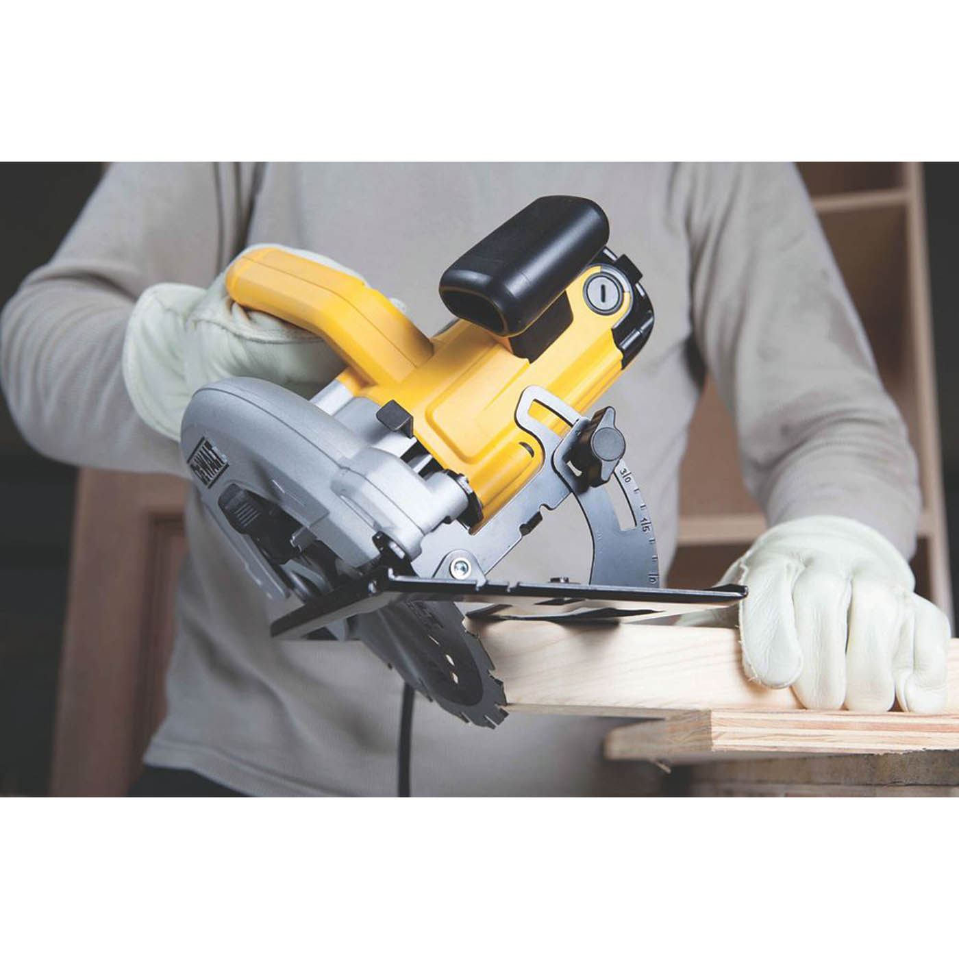 DeWalt Circular Saw Corded Electric Powerful DWE560K-LX 1350W 184mm 110V - Image 6