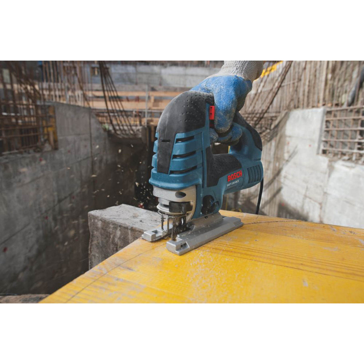 Bosch Jigsaw Electric GST150BCE Variable Speed Soft Grip Powerful Compact 780W - Image 2