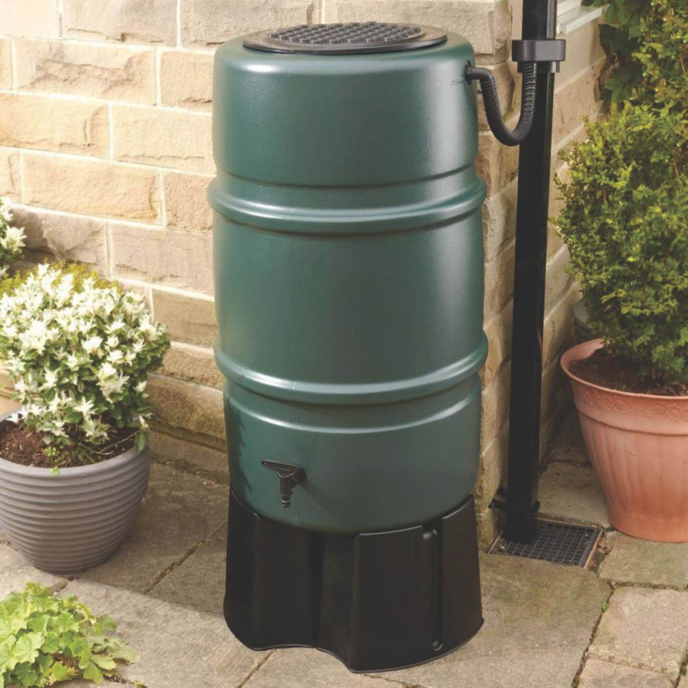 Straight PLC Harcostar Water Butt Kit Green 227Ltr - Image 2