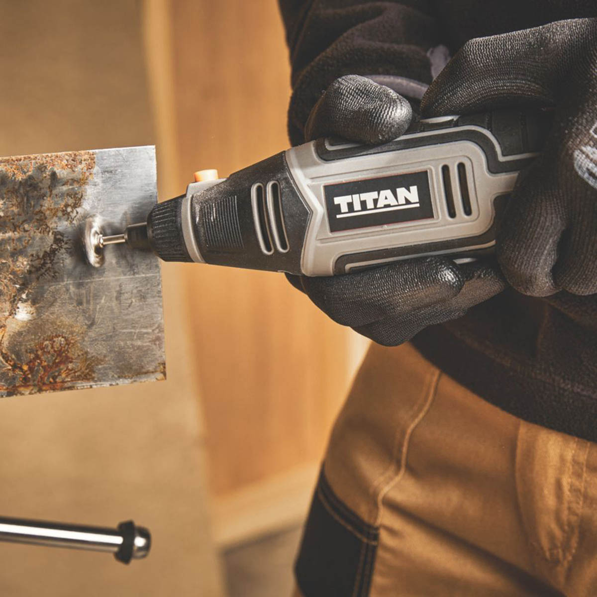 Titan Multi Tool Electric TTB949MLT Variable Speed 15 Accessories Compact 130W - Image 3