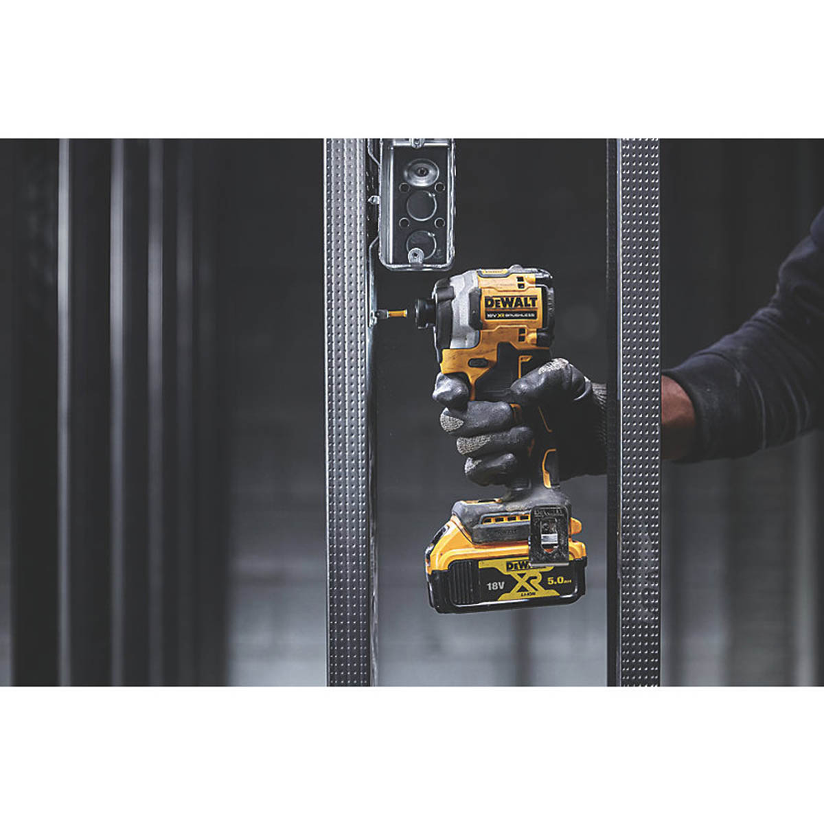 DeWalt Impact Driver Cordless 18V Li-Ion DCF850N-XJ Brushless Compact Body Only - Image 3