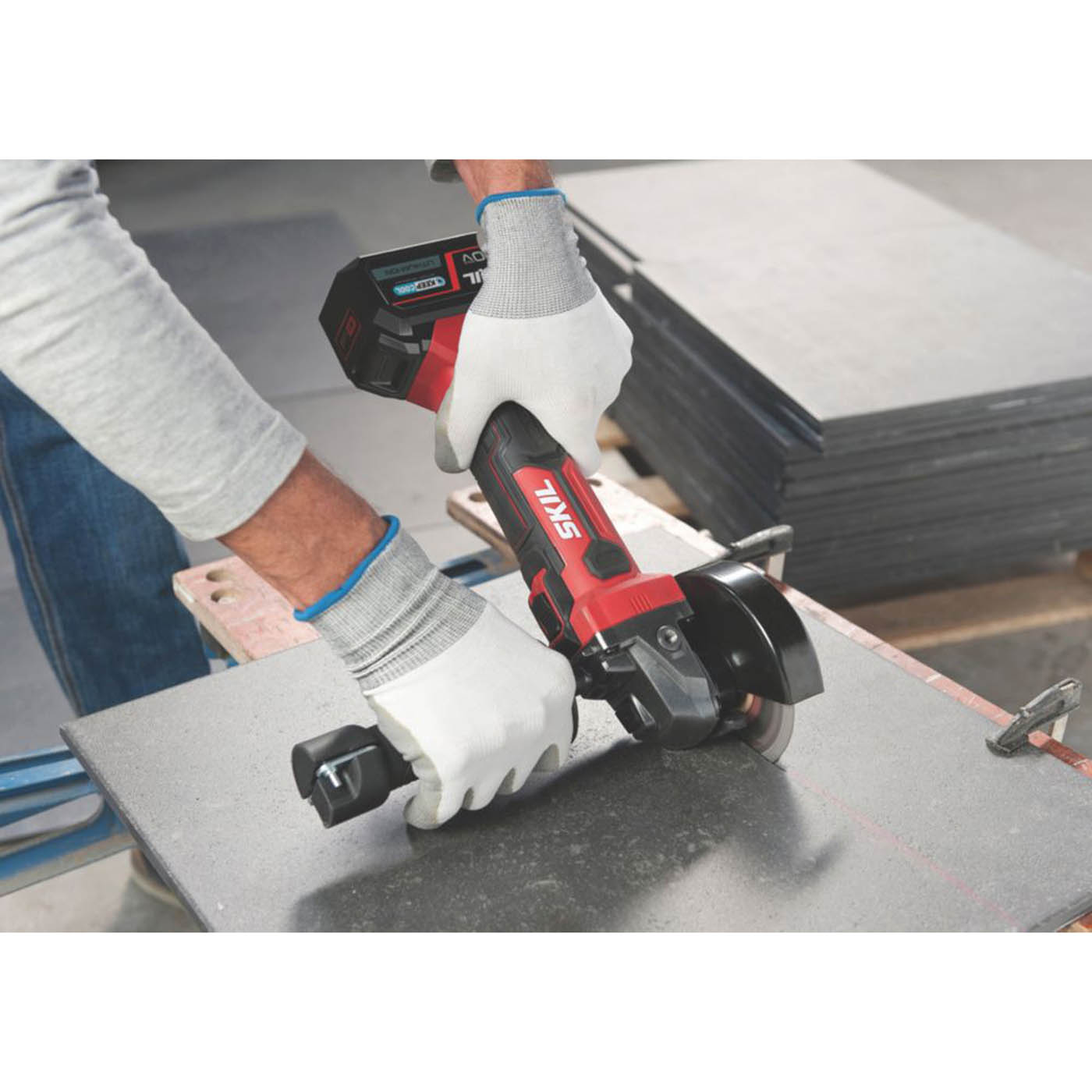 Skil Angle Grinder 20V Cordless AG1E3921CA Ergonomic Soft Grip Compact Body Only - Image 4