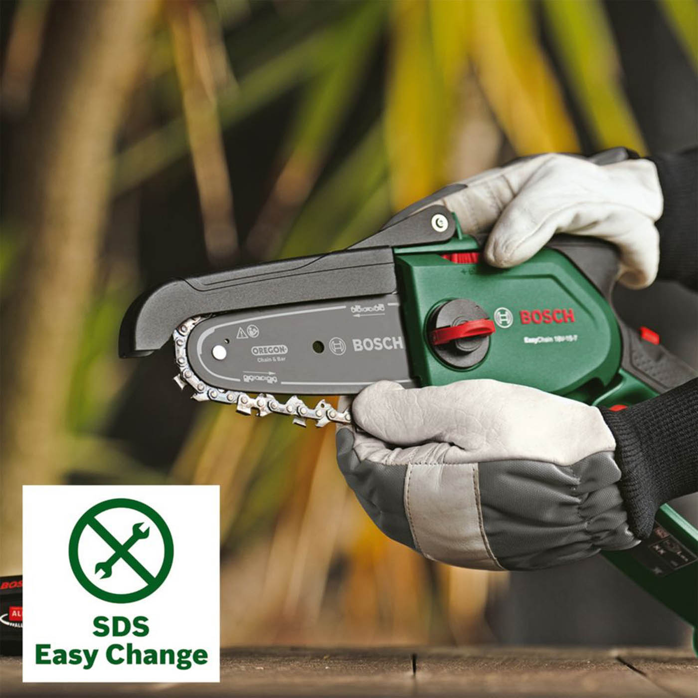 Bosch Mini Chainsaw EasyChain 18V-15-7 Cordless 18V 1 x 2.5Ah Li-Ion 15cm - Image 3