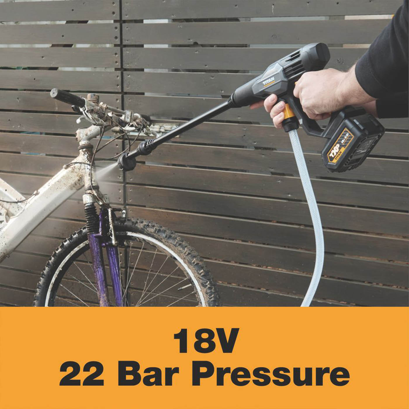 Titan Hand-Held Pressure Washer TTB1485PRW Cordless 22bar 18V Body Only - Image 4