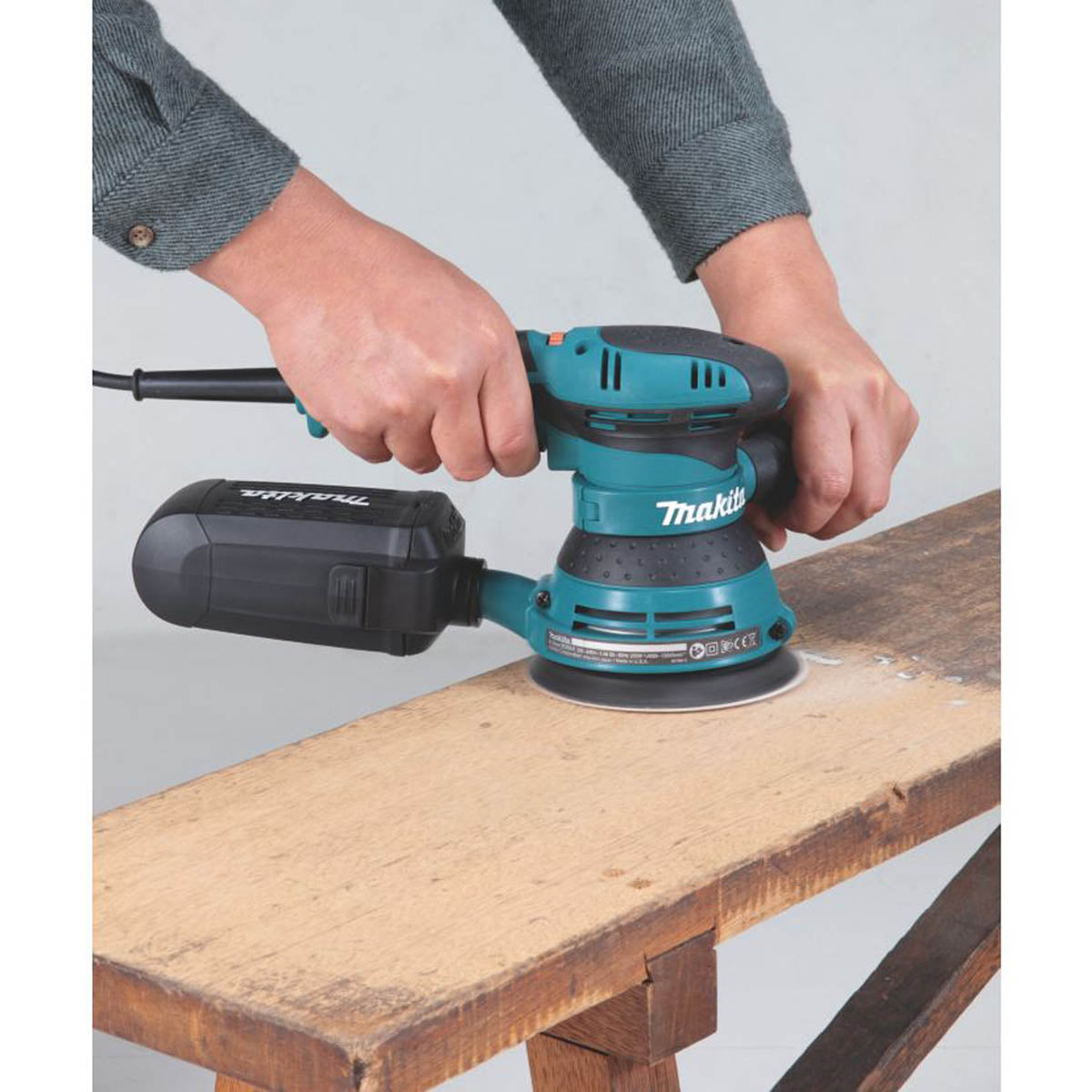 Makita Random Orbit Sander Electric BO5041 Compact Front Handle125mm 300W 110V - Image 4